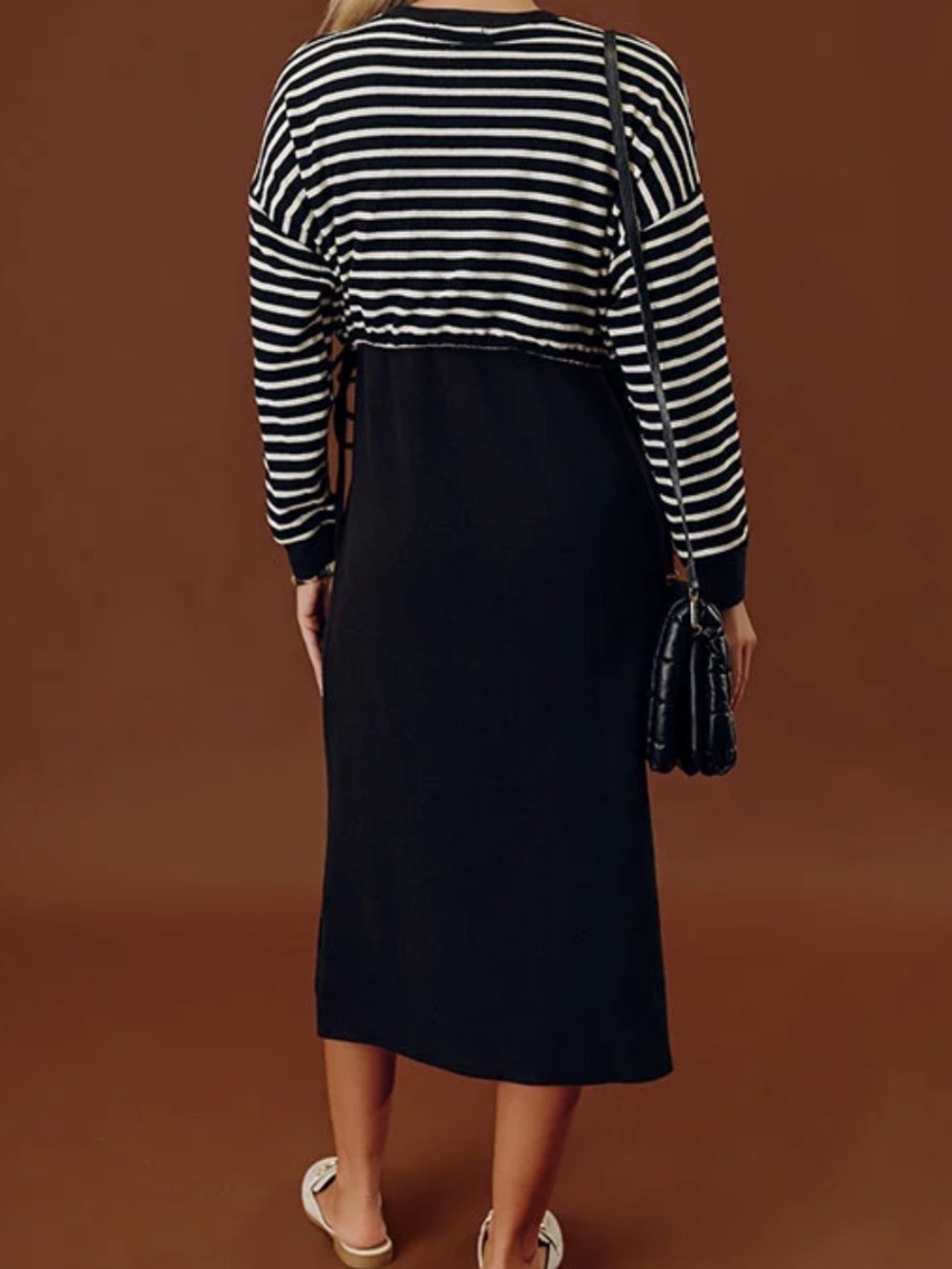 LINES KNIT MIDI
DRESS - Picture 2 of 5